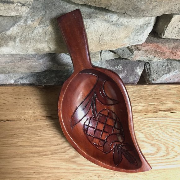 Wood MonkeyPod Leaf Serving Snack Bowl Carved Boho - Picture 1 of 5